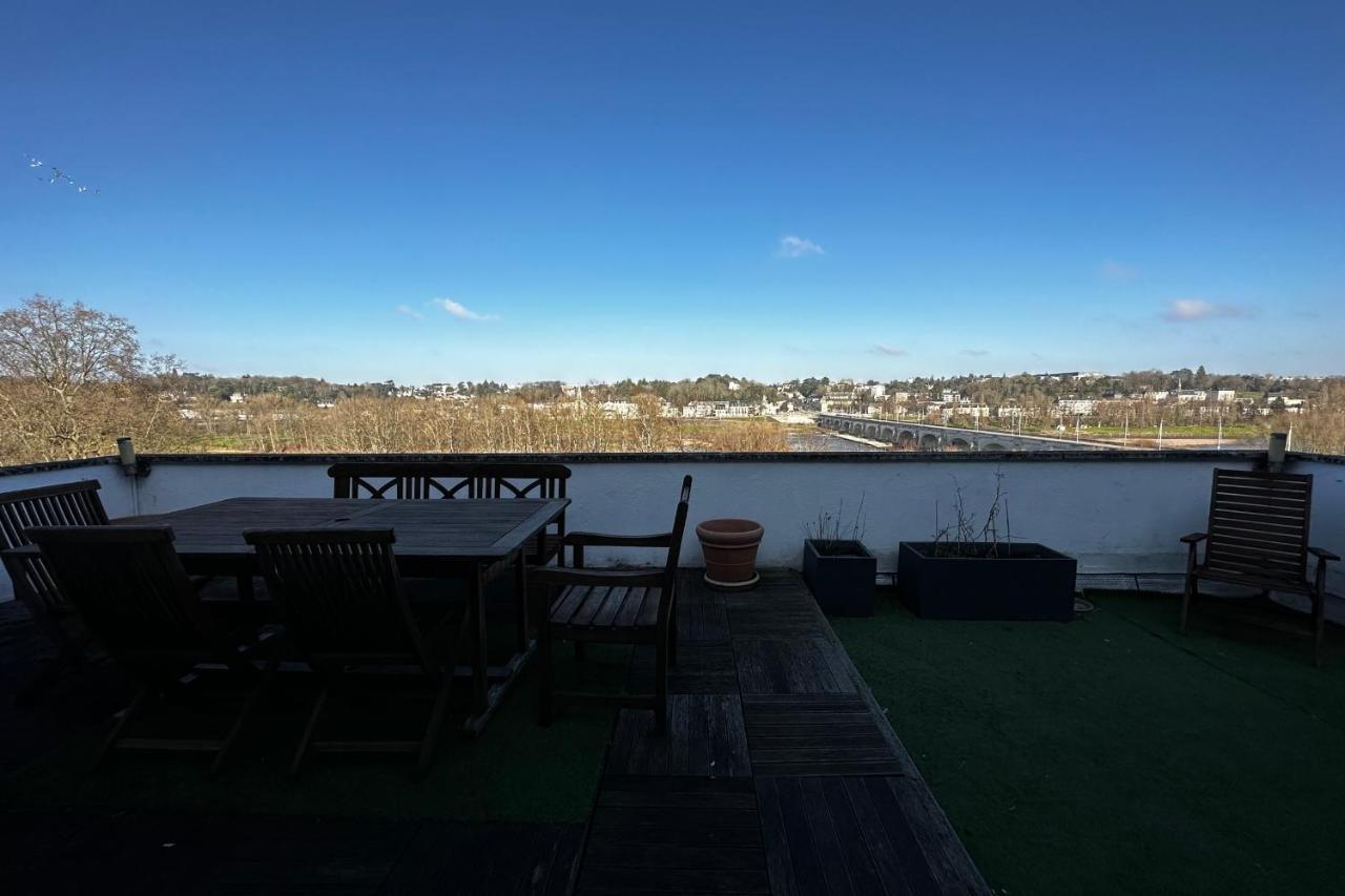 Beautiful With Terrace - Loire View Appartement