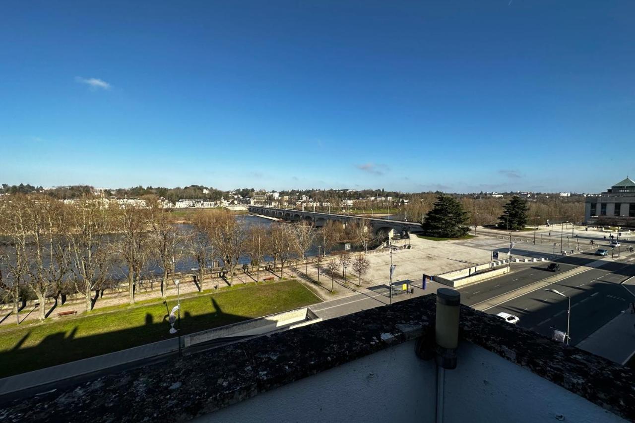 Beautiful With Terrace - Loire View